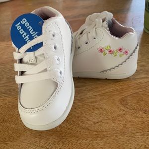 Stride rite tennis shoes for toddlers